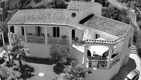 Villa Palmiers Top View_bw